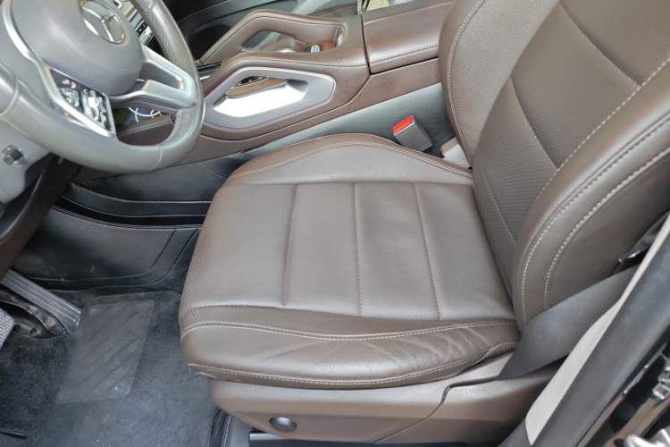 Used Mercedes-Benz GLE 2020 GLE 350 4MATIC Luxury Model Left Front Seat