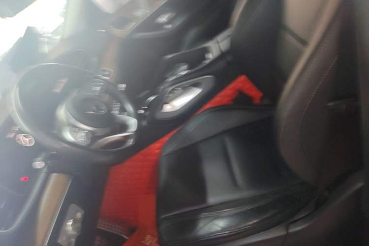 Used Mercedes-Benz GLE  Left Front Seat
