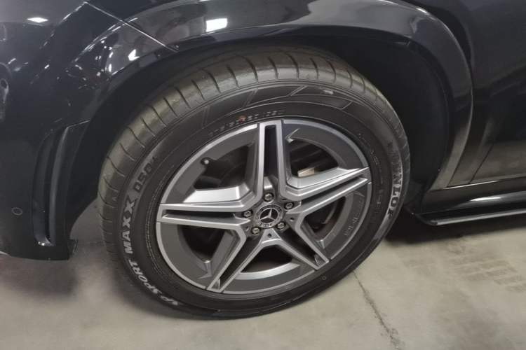 Used Mercedes-Benz GLE 2020 GLE 450 4MATIC Stylish Model Left Front Wheel Hub