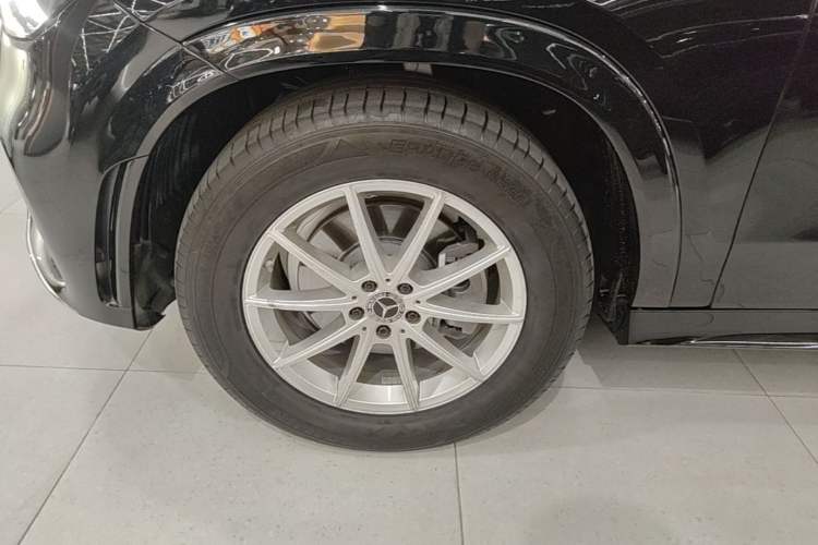 Used Mercedes-Benz GLE 2020 GLE 350 4MATIC Fashion Model Left Front Wheel Hub