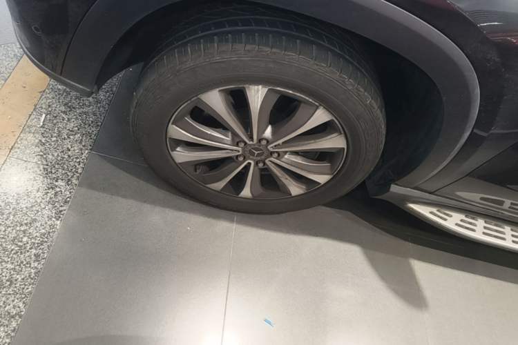 Used Mercedes-Benz GLE 2020 GLE 350 4MATIC Dynamic Edition Special Version Left Front Wheel Hub
