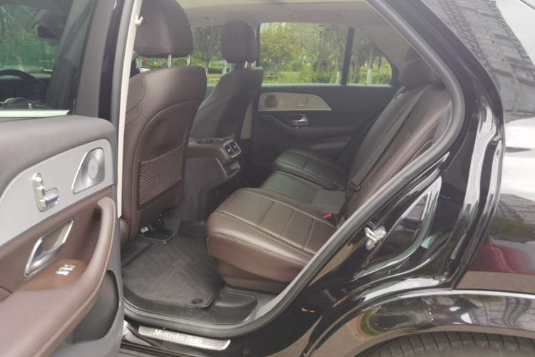 Used Mercedes-Benz GLE 2020 Restyled GLE 450 4MATIC Dynamic Edition Left Rear Seat