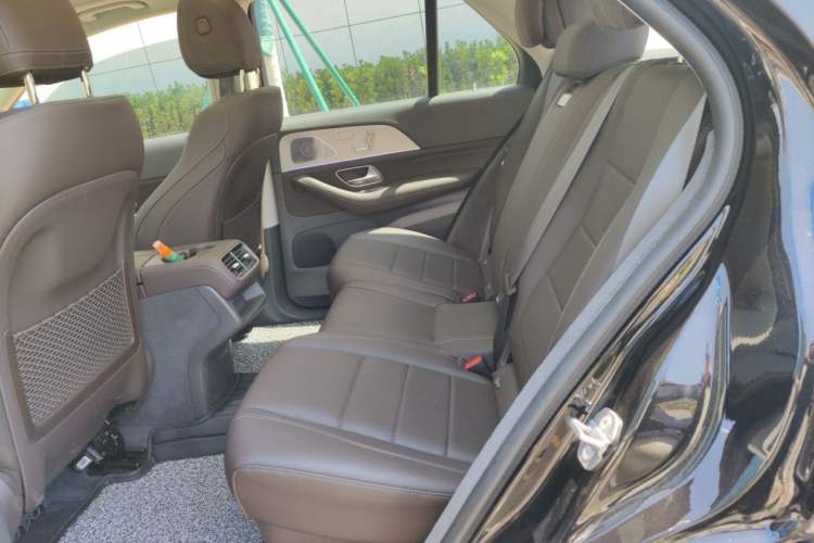 Used Mercedes-Benz GLE 2020 Restyled GLE 450 4MATIC Dynamic Edition Left Rear Seat