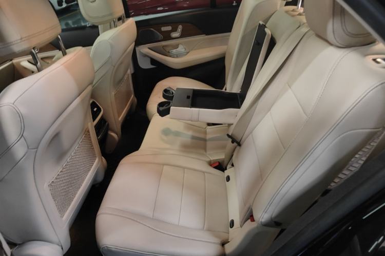 Used Mercedes-Benz GLE 2020 GLE 350 4MATIC Luxury Model Left Rear Seat