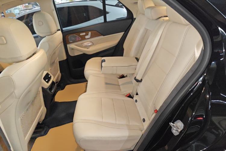 Used Mercedes-Benz GLE 2020 GLE 350 4MATIC Luxury Model Left Rear Seat