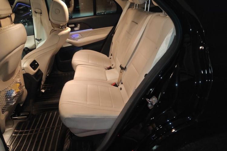 Used Mercedes-Benz GLE 2020 GLE 350 4MATIC Fashion Model Left Rear Seat