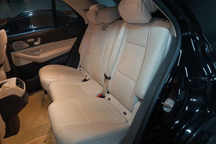 Used Mercedes-Benz GLE 2020 Restyled GLE 350 4MATIC Fashion Edition Left Rear Seat