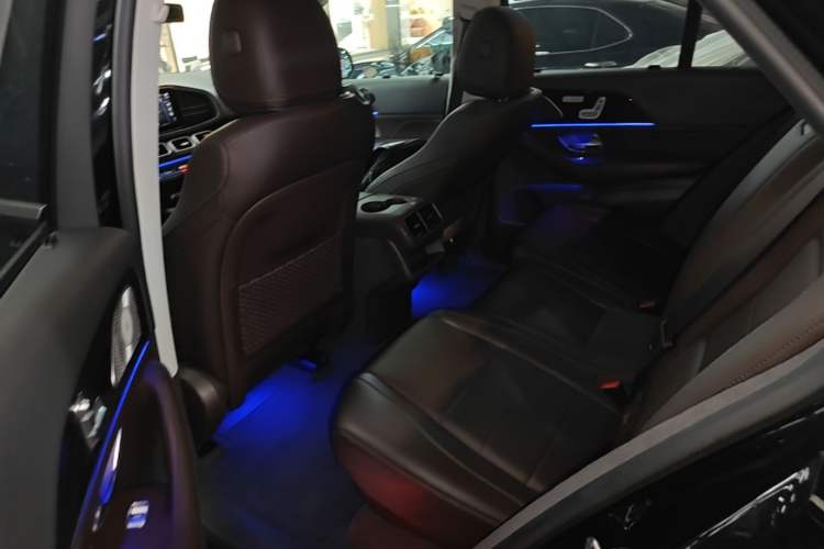 Used Mercedes-Benz GLE 2020 Restyled GLE 350 4MATIC Fashion Edition Left Rear Seat