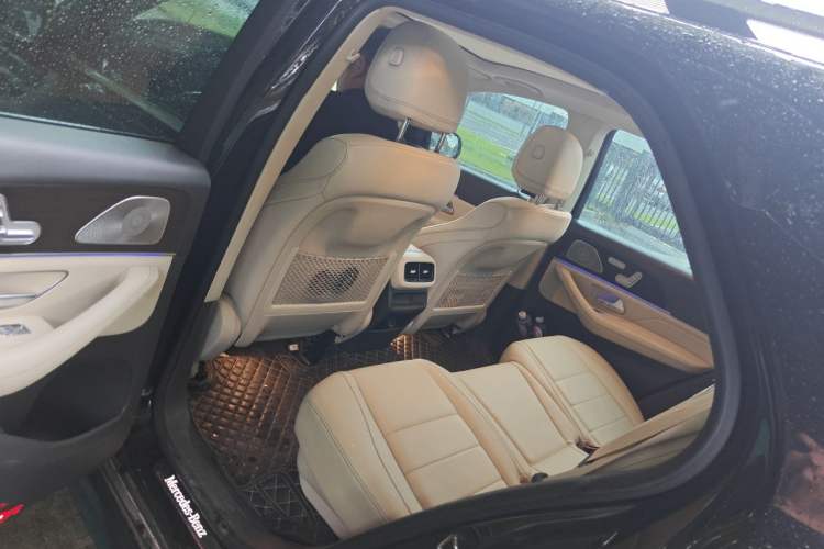 Used Mercedes-Benz GLE 2020 GLE 350 4MATIC Fashion Model Left Rear Seat