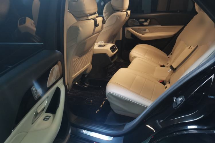 Used Mercedes-Benz GLE 2020 Restyled GLE 350 4MATIC Fashion Edition Left Rear Seat