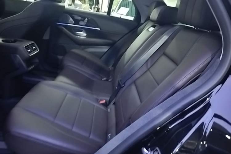 Used Mercedes-Benz GLE 2020 Restyled GLE 350 4MATIC Fashion Edition Special Version Left Rear Seat