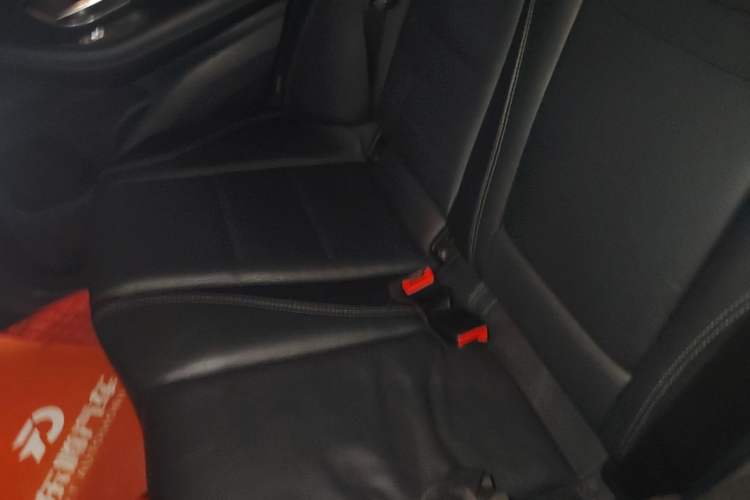 Used Mercedes-Benz GLE  Left Rear Seat
