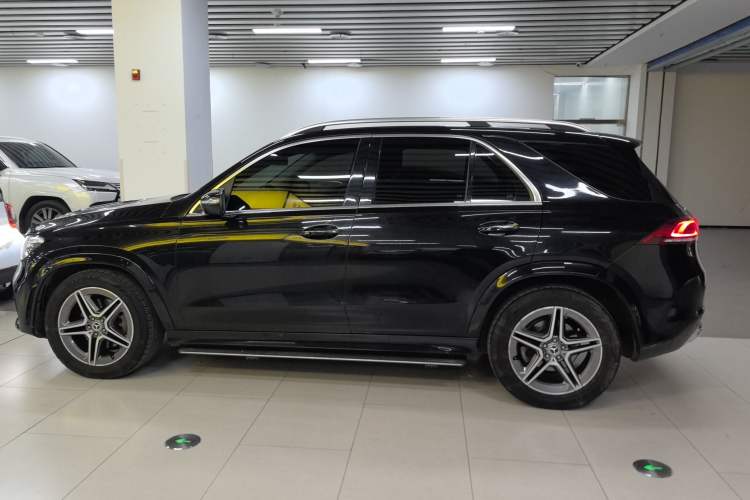 Used Mercedes-Benz GLE 2020 Restyled GLE 350 4MATIC Fashion Edition Left Side