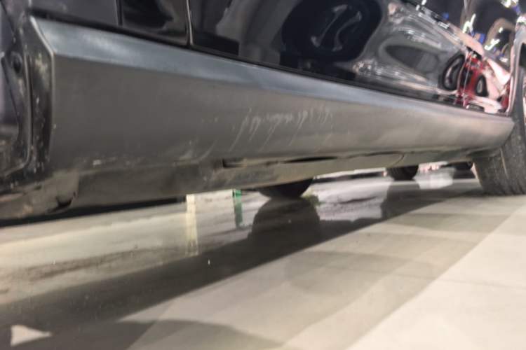Used Mercedes-Benz GLE 2020 GLE 350 4MATIC Dynamic Edition Left Side Sill