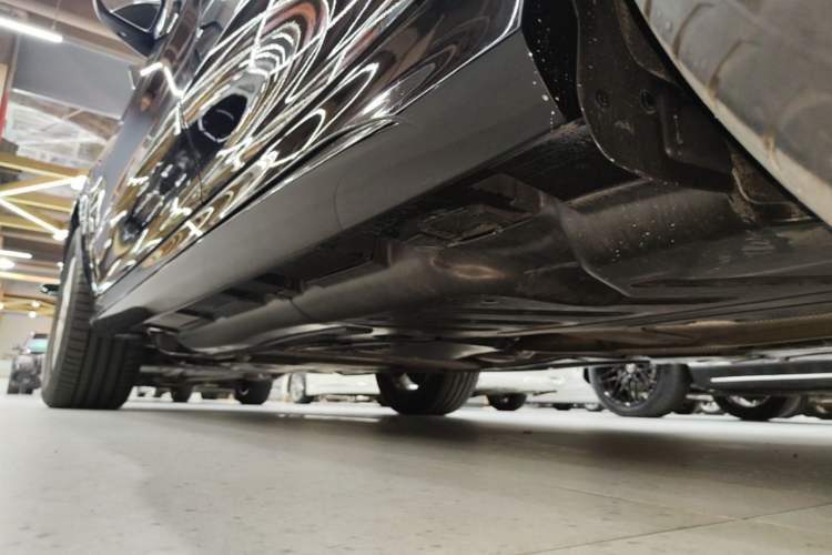 Used Mercedes-Benz GLE 2020 GLE 350 4MATIC Fashion Model Left Side Sill