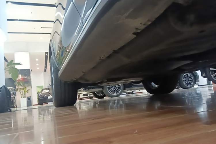 Used Mercedes-Benz GLE 2020 Restyled GLE 350 4MATIC Fashion Edition Left Side Sill