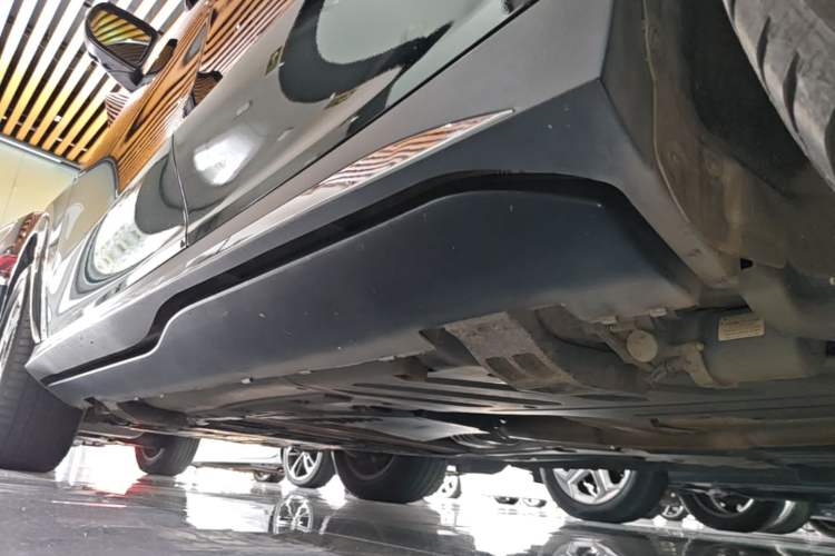 Used Mercedes-Benz GLE 2020 Restyled GLE 450 4MATIC Luxury Edition Left Side Sill