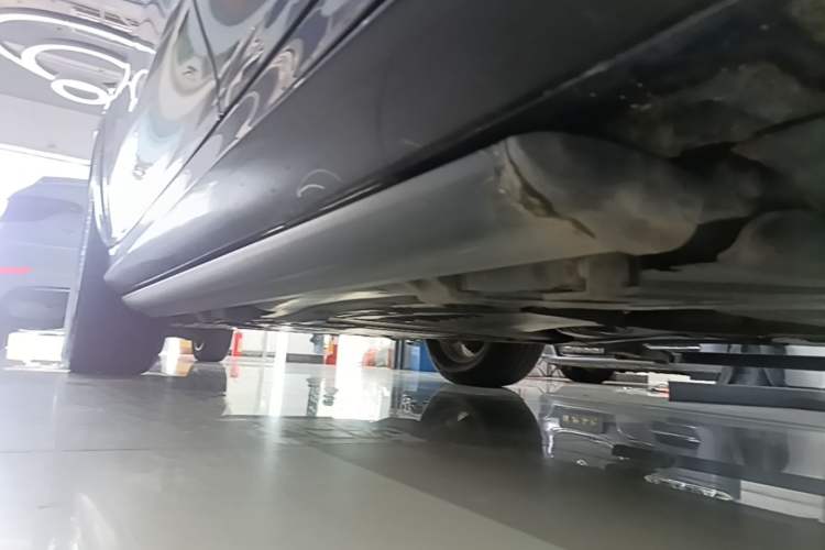 Used Mercedes-Benz GLE 2020 Restyled GLE 350 4MATIC Fashion Edition Left Side Sill
