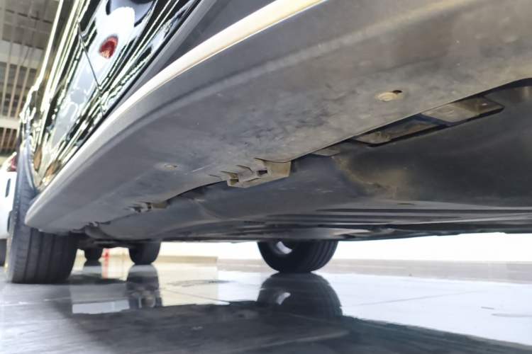 Used Mercedes-Benz GLE 2020 Restyled GLE 350 4MATIC Fashion Edition Left Side Sill