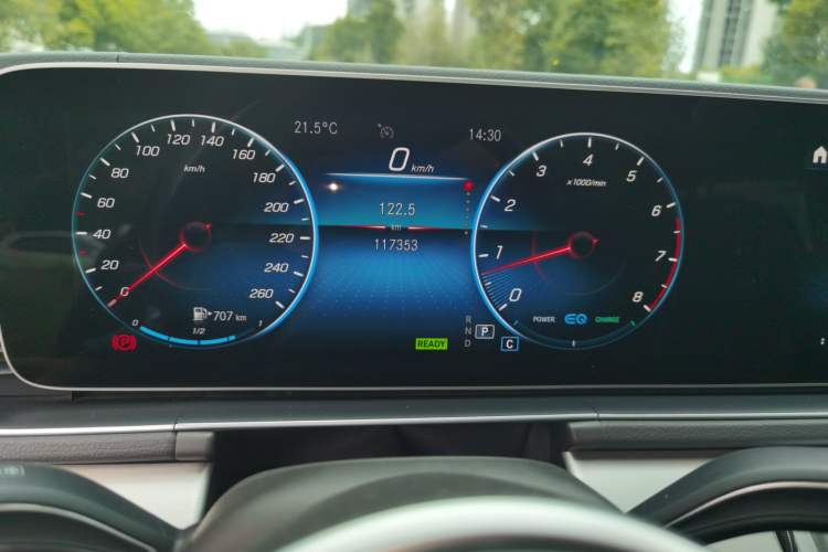 Used Mercedes-Benz GLE 2020 Restyled GLE 450 4MATIC Dynamic Edition Odometer Close Up