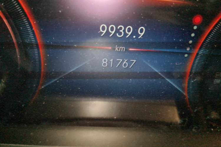 Used Mercedes-Benz GLE 2020 Restyled GLE 350 4MATIC Fashion Edition Odometer Close Up