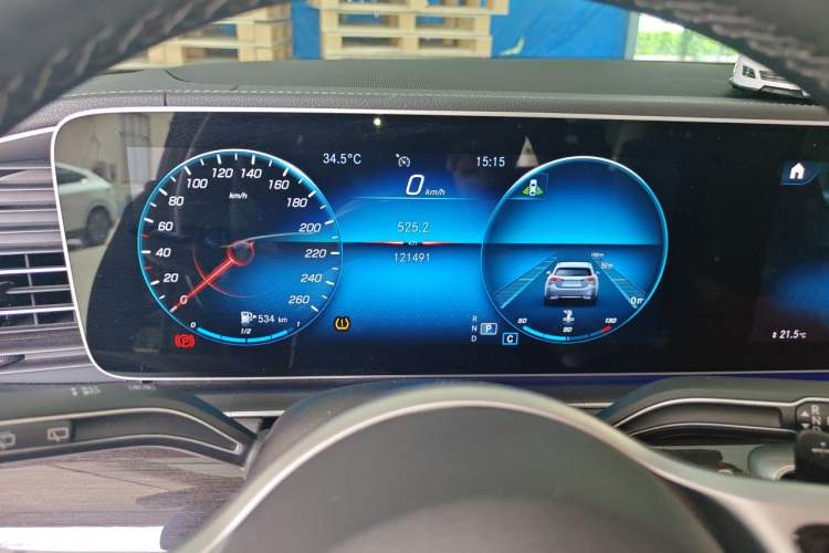 Used Mercedes-Benz GLE 2020 Restyled GLE 350 4MATIC Fashion Edition Odometer Close Up