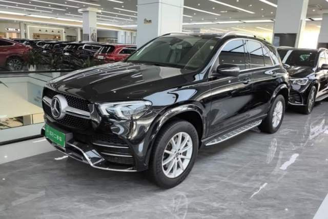 Ojetý Mercedes-Benz GLE 2020 Restyled GLE 350 4MATIC Fashion Edition