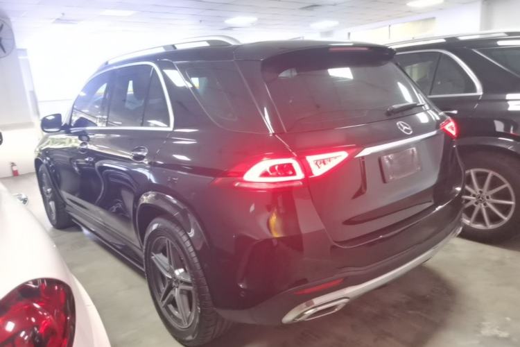 Used Mercedes-Benz GLE 2020 GLE 450 4MATIC Stylish Model Rear Left 45 Deg