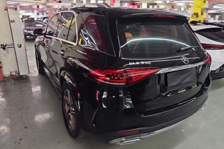 Used Mercedes-Benz GLE 2020 GLE 350 4MATIC Luxury Model Rear Left 45 Deg
