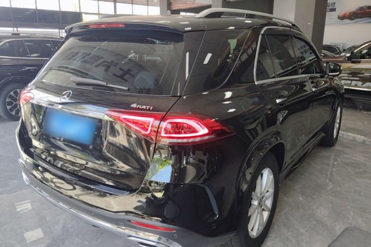 Used Mercedes-Benz GLE 2020 GLE 350 4MATIC Luxury Model Rear Right 45 Deg