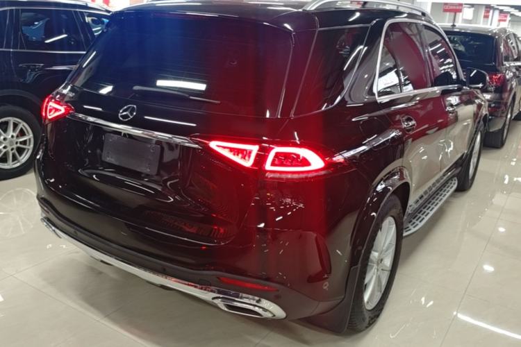 Used Mercedes-Benz GLE 2020 Restyled GLE 350 4MATIC Fashion Edition Rear Right 45 Deg