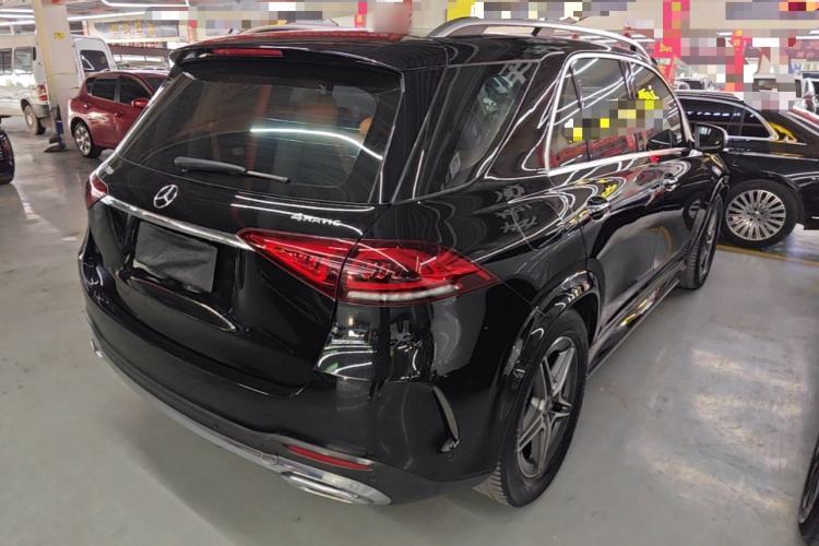 Used Mercedes-Benz GLE 2020 GLE 350 4MATIC Luxury Model Rear Right 45 Deg