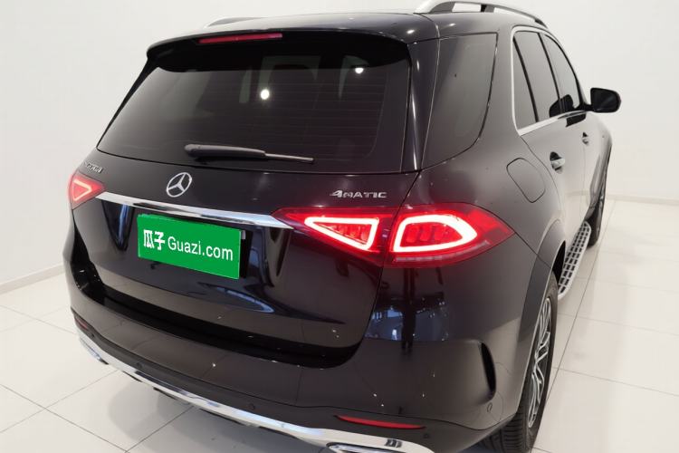 Used Mercedes-Benz GLE 2020 Restyled GLE 350 4MATIC Fashion Edition Rear Right 45 Deg