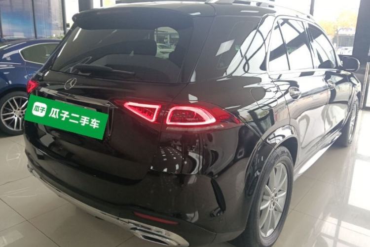 Used Mercedes-Benz GLE 2020 GLE 350 4MATIC Fashion Model Rear Right 45 Deg