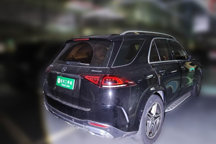 Used Mercedes-Benz GLE 2020 Facelifted GLE 350 4MATIC Luxury Edition Rear Right 45 Deg