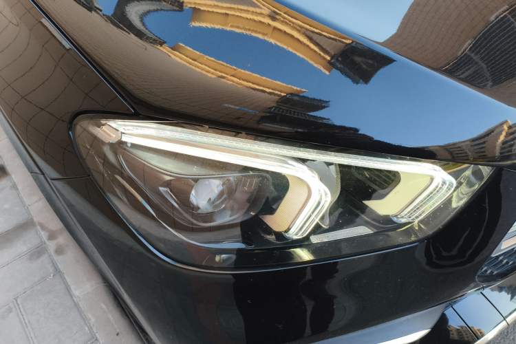 Used Mercedes-Benz GLE 2020 Restyled GLE 350 4MATIC Fashion Edition Right Front Headlight