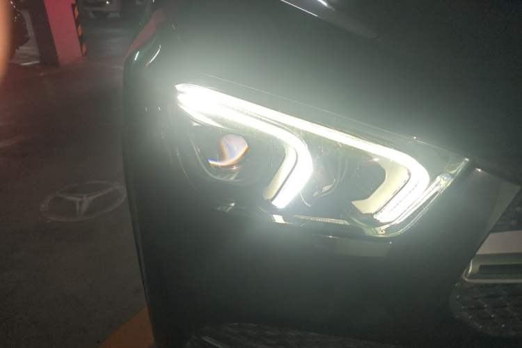 Used Mercedes-Benz GLE 2020 Restyled GLE 350 4MATIC Fashion Edition Right Front Headlight