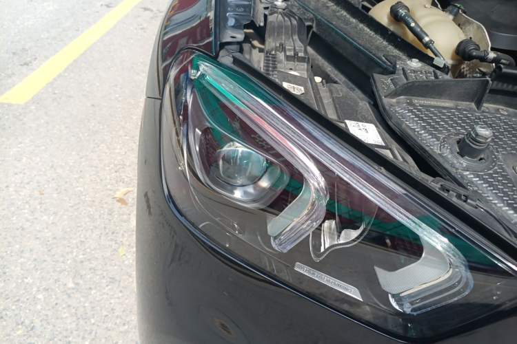 Used Mercedes-Benz GLE 2020 Restyled GLE 350 4MATIC Fashion Edition Right Front Headlight
