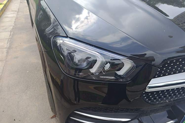 Used Mercedes-Benz GLE 2020 Second Facelift GLE 350 4MATIC Stylish Version Right Front Headlight