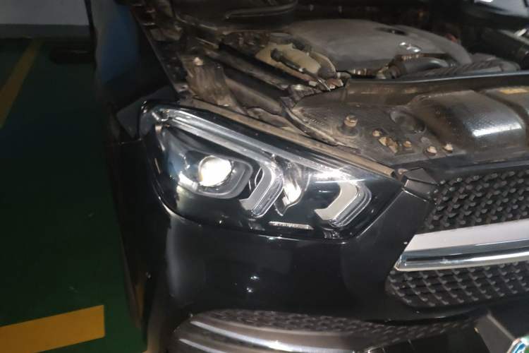Used Mercedes-Benz GLE 2020 Restyled GLE 350 4MATIC Fashion Edition Right Front Headlight