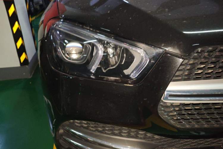 Used Mercedes-Benz GLE 2020 Restyled GLE 450 4MATIC Luxury Edition Right Front Headlight