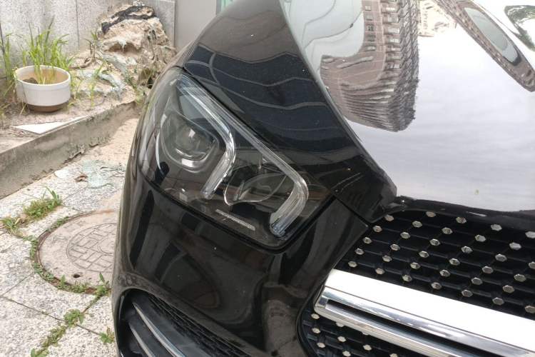 Used Mercedes-Benz GLE 2020 GLE 350 4MATIC Fashion Model Right Front Headlight