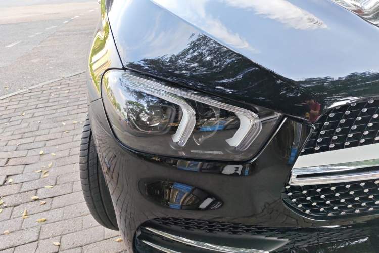 Used Mercedes-Benz GLE 2020 GLE 350 4MATIC Luxury Model Right Front Headlight