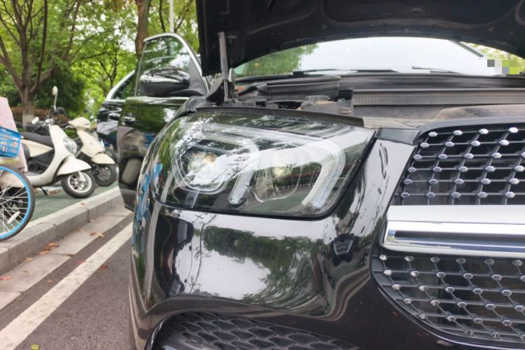 Used Mercedes-Benz GLE 2020 GLE 350 4MATIC Luxury Model Right Front Headlight