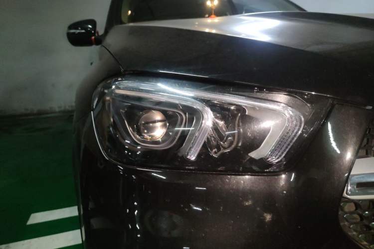 Used Mercedes-Benz GLE 2020 GLE 350 4MATIC Fashion Model Right Front Headlight