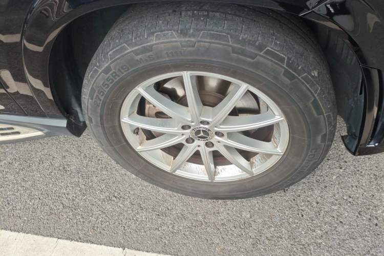 Used Mercedes-Benz GLE 2020 Restyled GLE 350 4MATIC Fashion Edition Right Front Wheel Hub