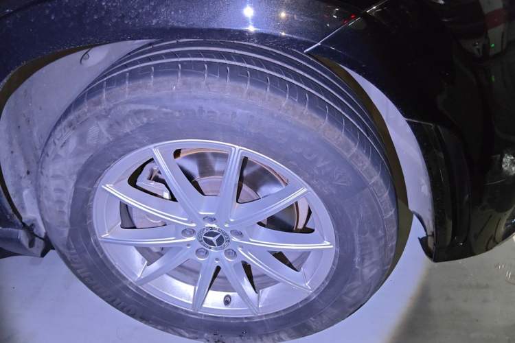 Used Mercedes-Benz GLE 2020 Restyled GLE 350 4MATIC Fashion Edition Right Front Wheel Hub
