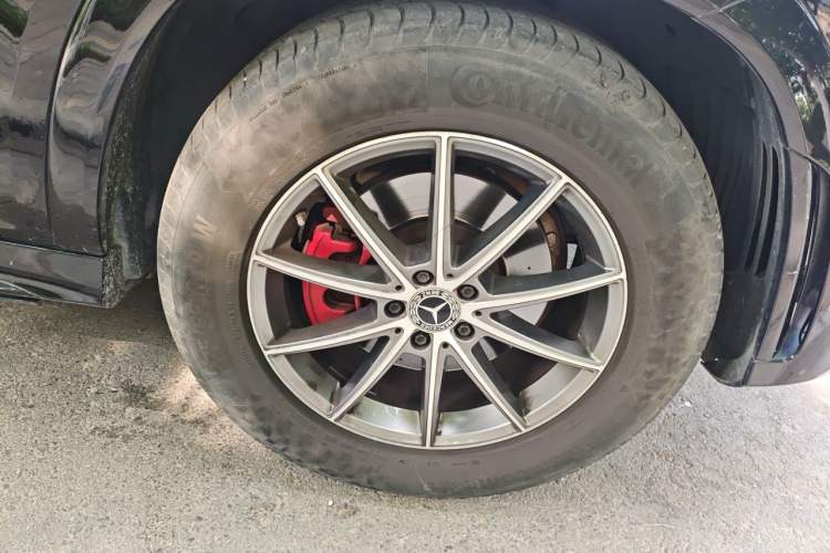 Used Mercedes-Benz GLE 2020 Restyled GLE 350 4MATIC Fashion Edition Right Front Wheel Hub