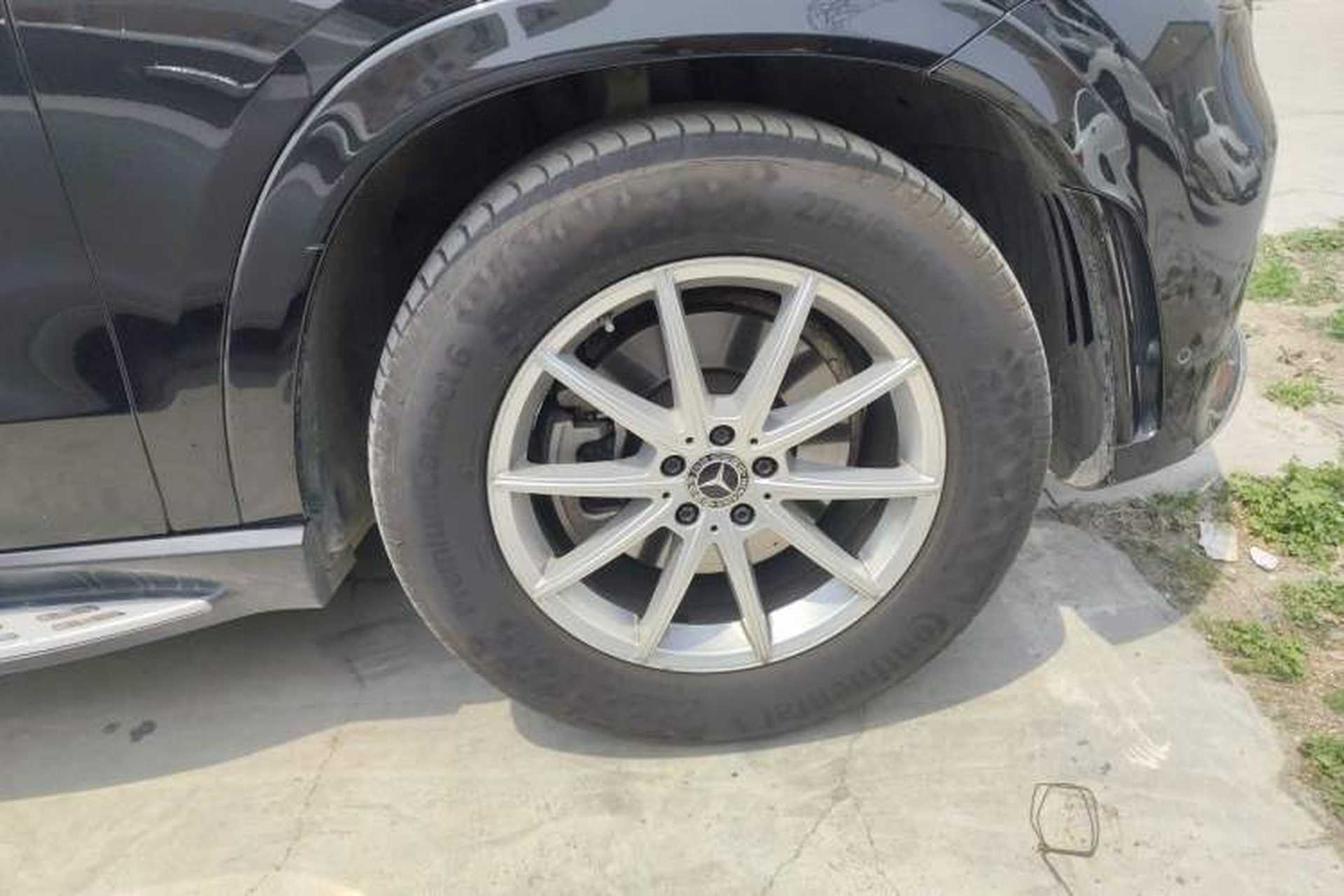 Used Mercedes-Benz GLE 2020 Restyled GLE 350 4MATIC Fashion Edition Right Front Wheel Hub