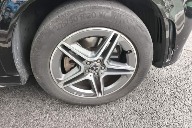 Used Mercedes-Benz GLE 2020 GLE 350 4MATIC Luxury Model Right Front Wheel Hub